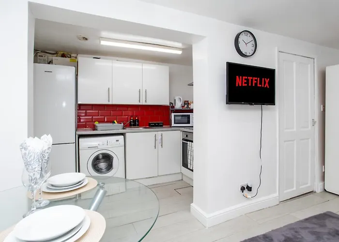 Appartement The Hideaway#2 Studio, 1 Mile To City, Parking & Wifi