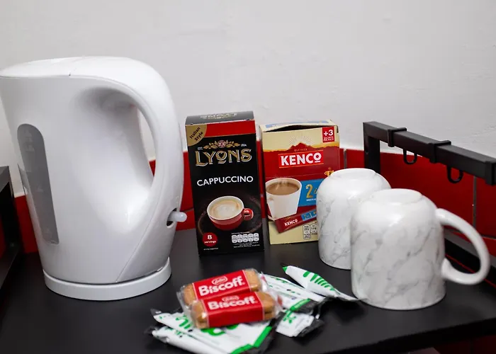 The Hideaway#2 Studio, 1 Mile To City, Parking & Wifi *